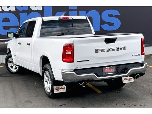 New 2026 RAM 1500 Big Horn AWD/4WD image 3