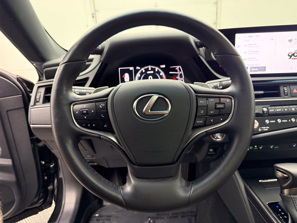 Used 2025 Lexus ES 350 w/ Premium Package FWD image 21