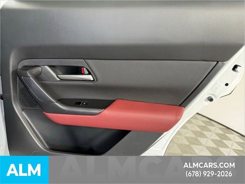 Used 2025 MAZDA CX-50 AWD 2.5 Hybrid w/ Weather Package image 39