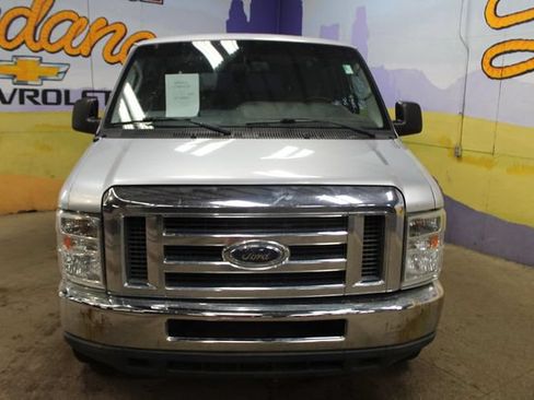 Used 2012 Ford E-350 and Econoline 350 XLT RWD image 3