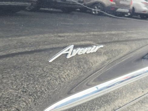 Used 2019 Buick Enclave Avenir AWD/4WD image 9