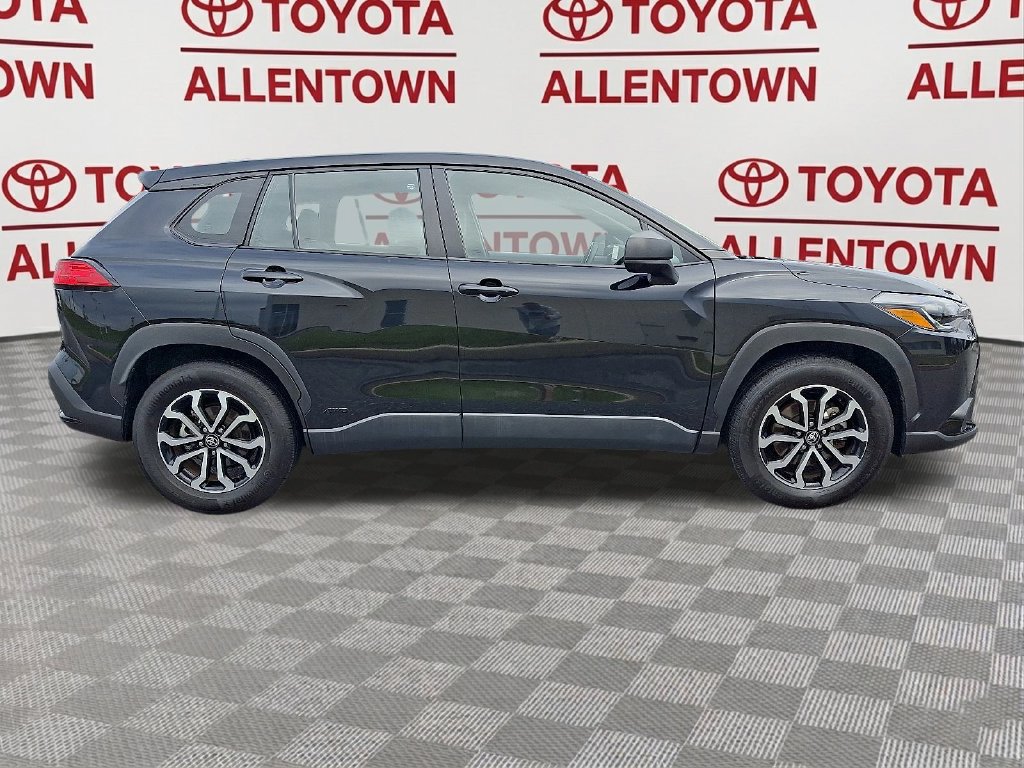 Used 2024 Toyota Corolla Cross AWD Hybrid image 8