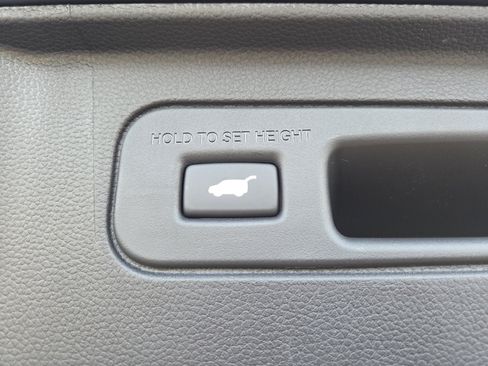 Used 2025 Honda Pilot EX-L image 20