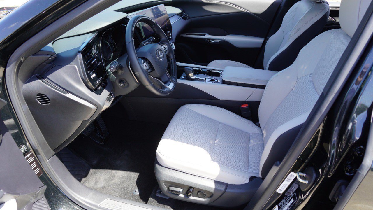 Certified 2024 Lexus RX 350 Premium w/ Accessory Package (Z1) FWD image 13