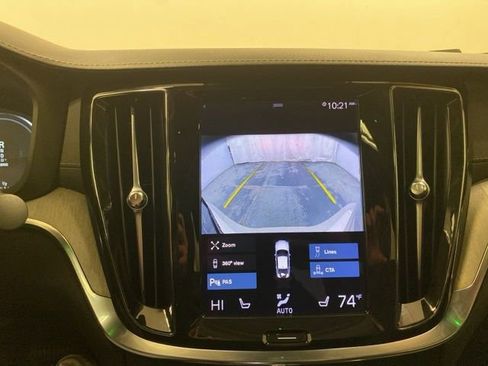 Used 2021 Volvo S60 T8 Inscription image 13