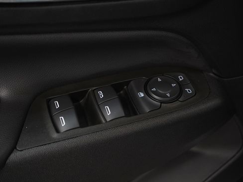 Used 2024 Chevrolet Equinox LT image 22