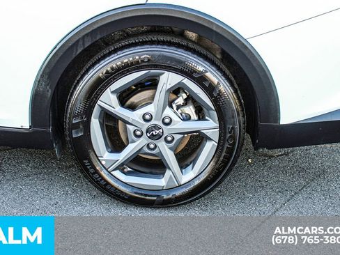 Used 2025 Kia K4 LXS image 16