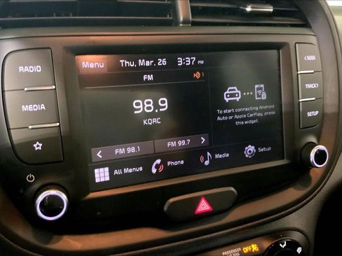 Used 2023 Kia Soul LX image 6