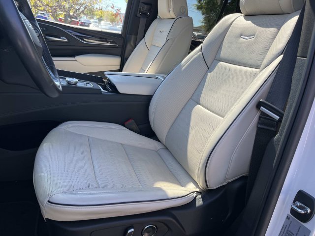 Used 2023 Cadillac Escalade Sport w/ Touring Package AWD/4WD image 37