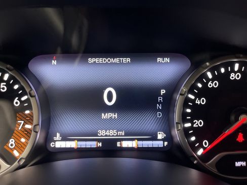Used 2021 Jeep Renegade Latitude w/ Convenience Group AWD/4WD image 23