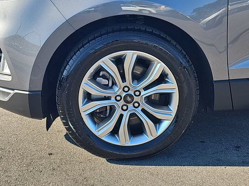 Used 2024 Ford Edge Titanium AWD/4WD image 29