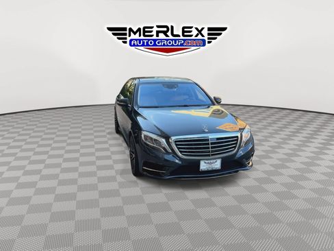 Used 2015 Mercedes-Benz S 550 4MATIC Sedan image 2