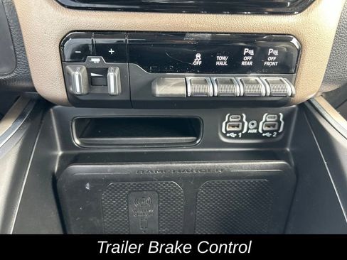 Used 2022 RAM 1500 Laramie AWD/4WD image 48