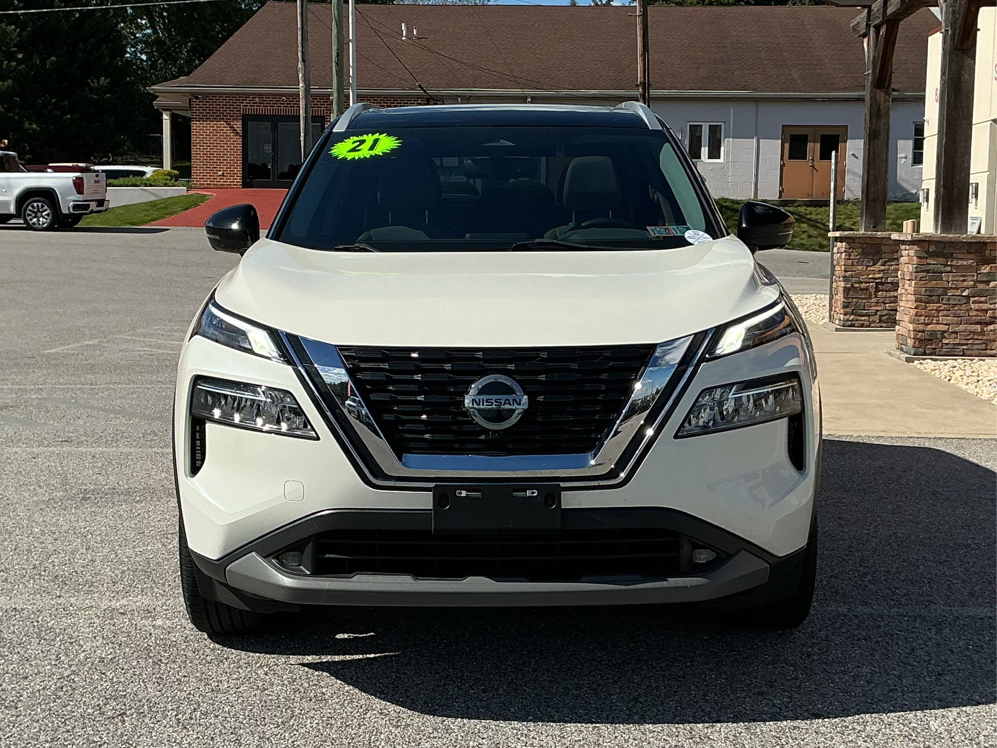 Used 2021 Nissan Rogue SL AWD/4WD image 4