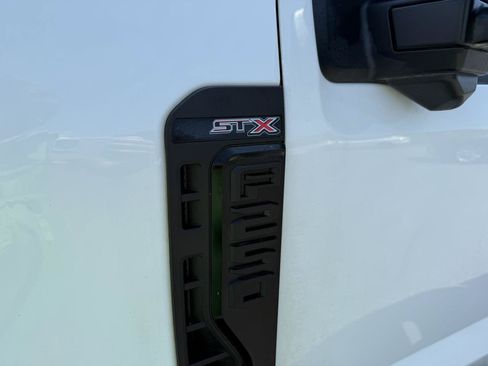 Used 2024 Ford F250 XL w/ STX Appearance Package AWD/4WD image 39