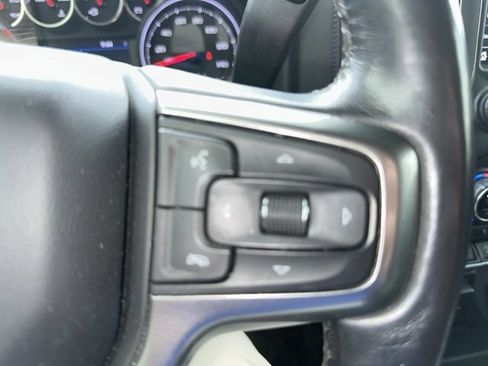 Used 2022 Chevrolet Silverado 2500 LT w/ Convenience Package AWD/4WD image 17