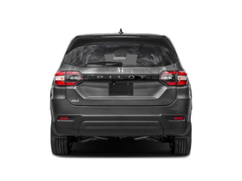 Used 2023 Honda Pilot LX image 5
