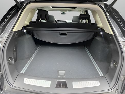 Used 2019 Cadillac XT5 Luxury FWD image 29