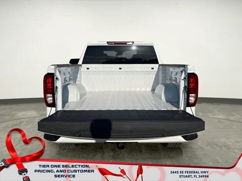 New 2025 GMC Sierra 1500 Elevation image 8