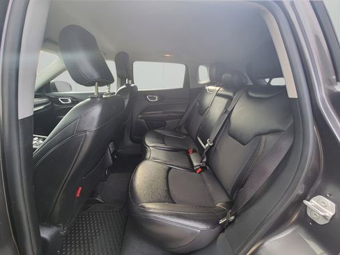 Used 2022 Jeep Compass Trailhawk image 29