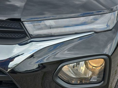 Certified 2023 Chevrolet TrailBlazer LS FWD image 35
