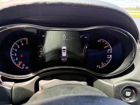 Used 2021 Jeep Grand Cherokee High Altitude AWD/4WD image 24
