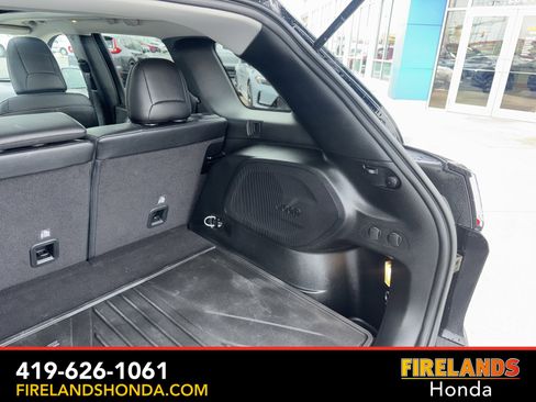 Used 2023 Jeep Cherokee Altitude Lux w/ Lux Elite Package image 35