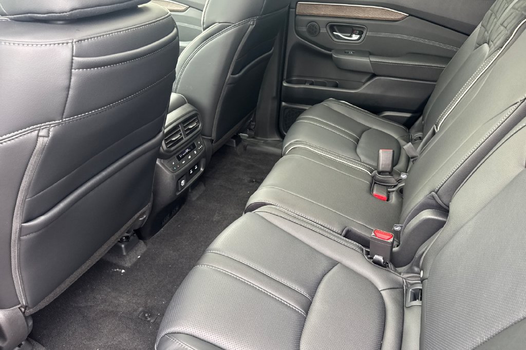 New 2026 Honda Pilot Elite image 12