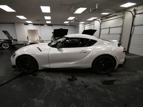 Used 2026 Toyota Supra image 4