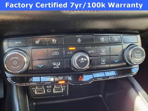 Certified 2023 Dodge Durango GT image 8