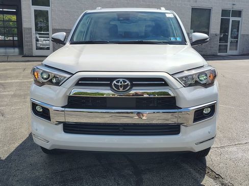Used 2024 Toyota 4Runner Limited AWD/4WD image 3