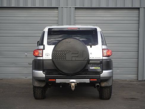 Used 2008 Toyota FJ Cruiser 4WD image 4