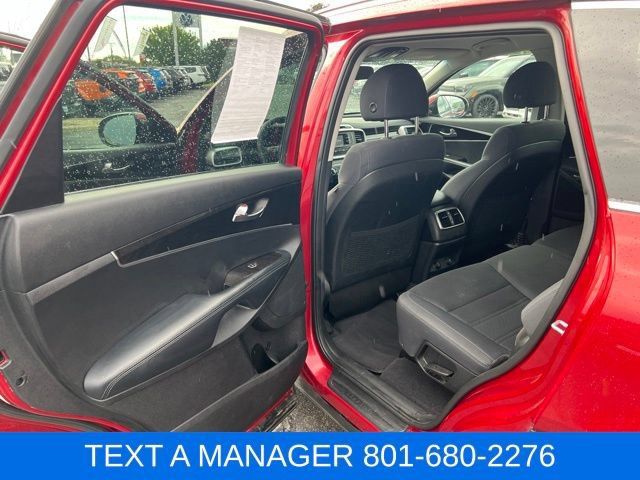 Used 2018 Kia Sorento LX AWD/4WD image 29