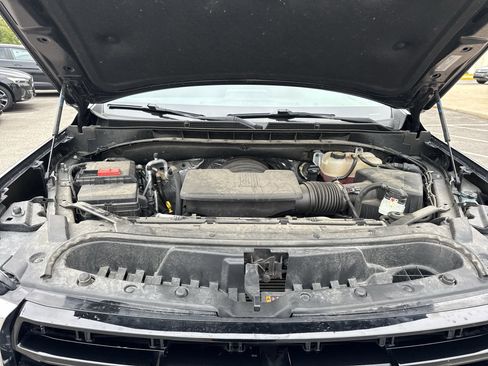 Used 2023 GMC Yukon SLE w/ Gmc Pro Safety Plus Package image 27