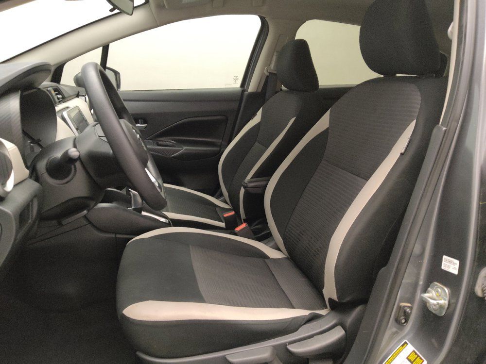 Used 2020 Nissan Versa SV FWD image 18