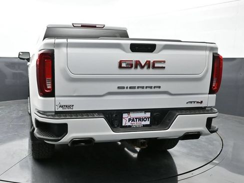 Used 2021 GMC Sierra 1500 AT4 AWD/4WD image 2