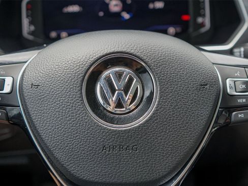 Used 2021 Volkswagen Tiguan SEL AWD/4WD image 16