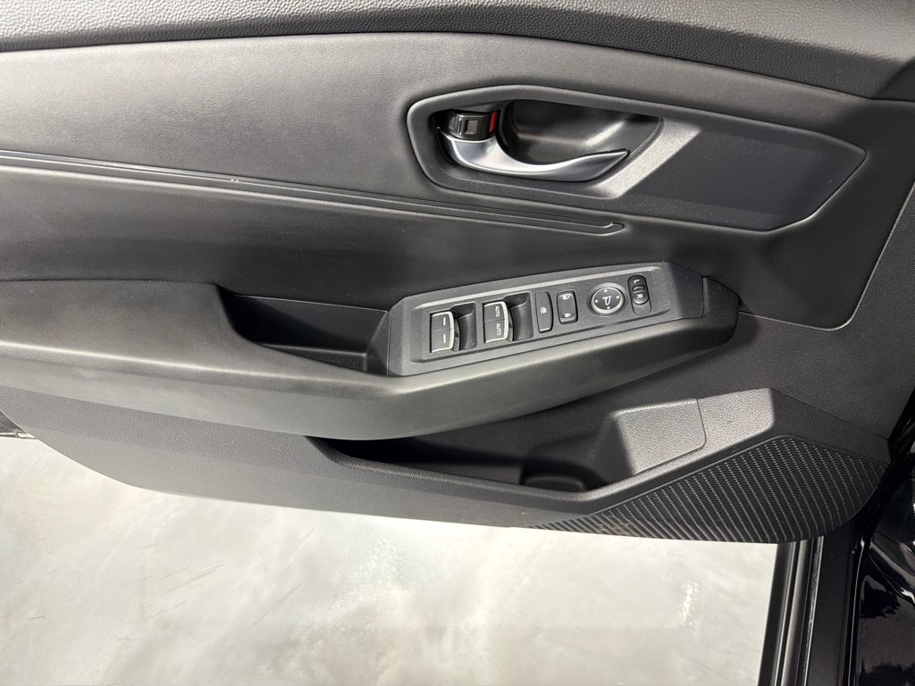 Used 2024 Honda Accord EX image 11