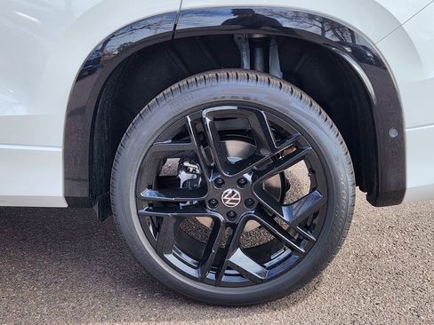 New 2026 Volkswagen Tiguan SE R-Line image 15