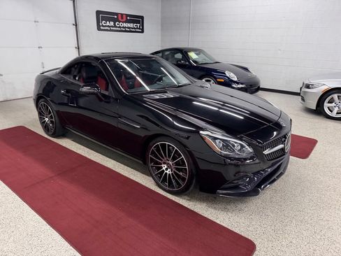 Used 2018 Mercedes-Benz SLC 300 image 46