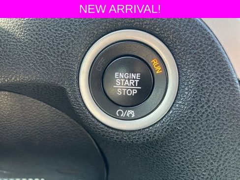 Used 2023 Chrysler 300 Touring image 28