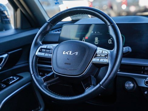 Used 2023 Kia Telluride EX X-Line image 16