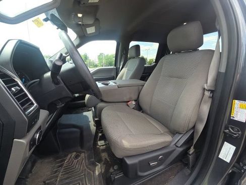Used 2018 Ford F250 XLT w/ XLT Premium Package AWD/4WD image 21