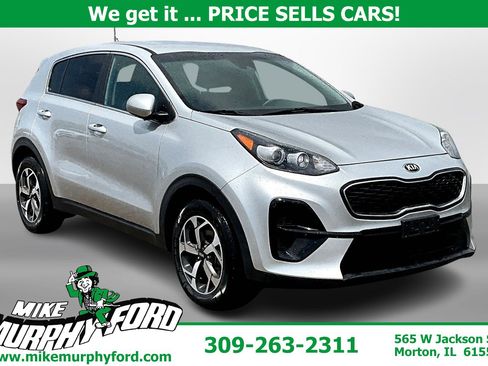 Used 2020 Kia Sportage LX image 1