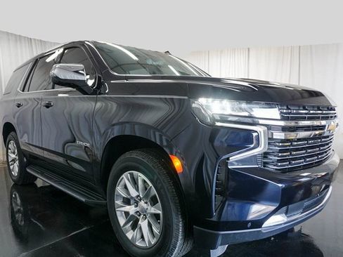 Used 2021 Chevrolet Tahoe Premier w/ Premium Package image 2
