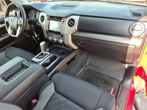 Used 2015 Toyota Tundra SR AWD/4WD image 30