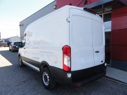 Used 2019 Ford Transit 250 130 Medium Roof image 6
