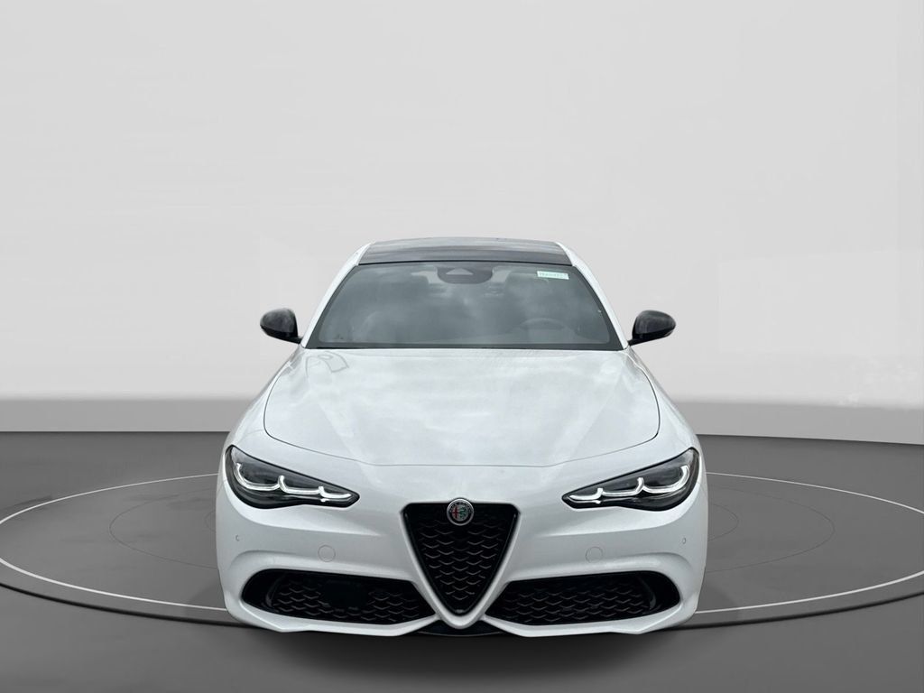 New 2026 Alfa Romeo Giulia w/ Driving Assist Package RWD image 2