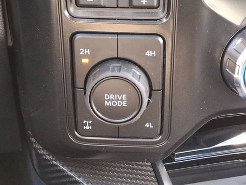 New 2026 Ford F250 Lariat w/ Black Appearance Package image 18