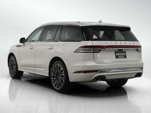 Used 2024 Lincoln Aviator Black Label image 3